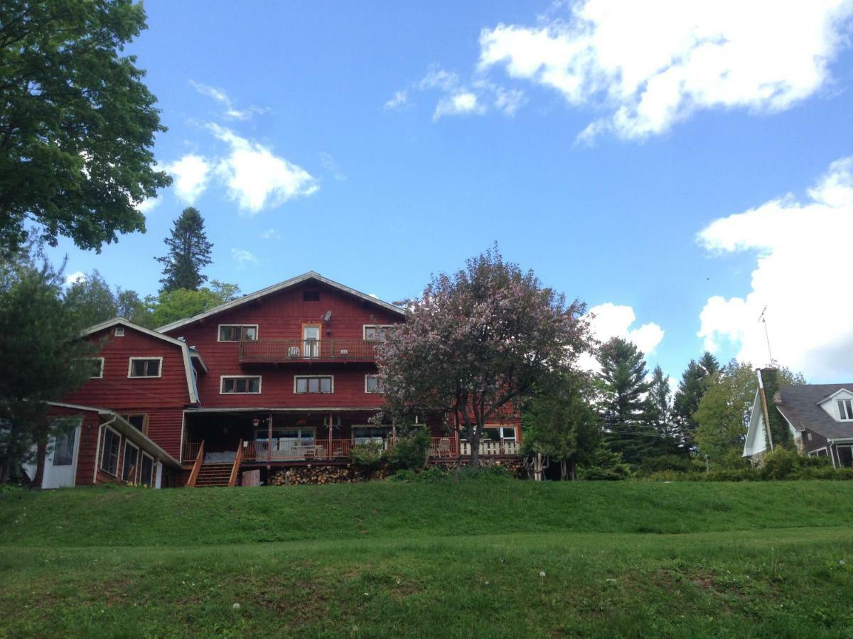 Auberge The Parker'S Lodge Inn Val-David Exterior photo